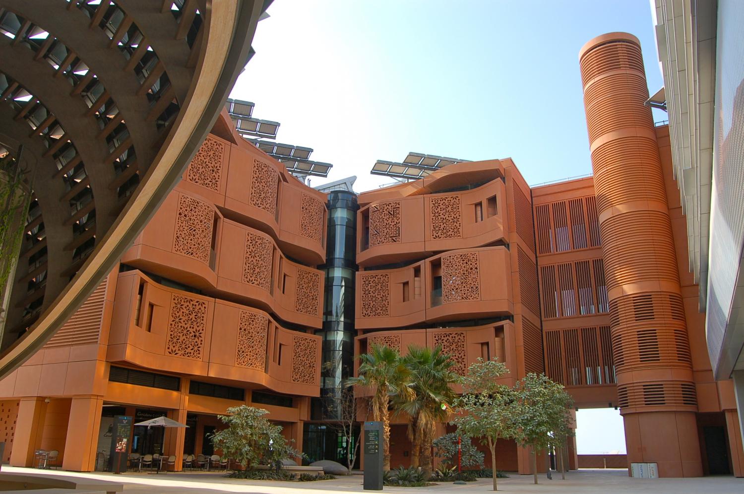 Masdar City, Masa Depan Eco-City di Tengah Padang Pasir 
